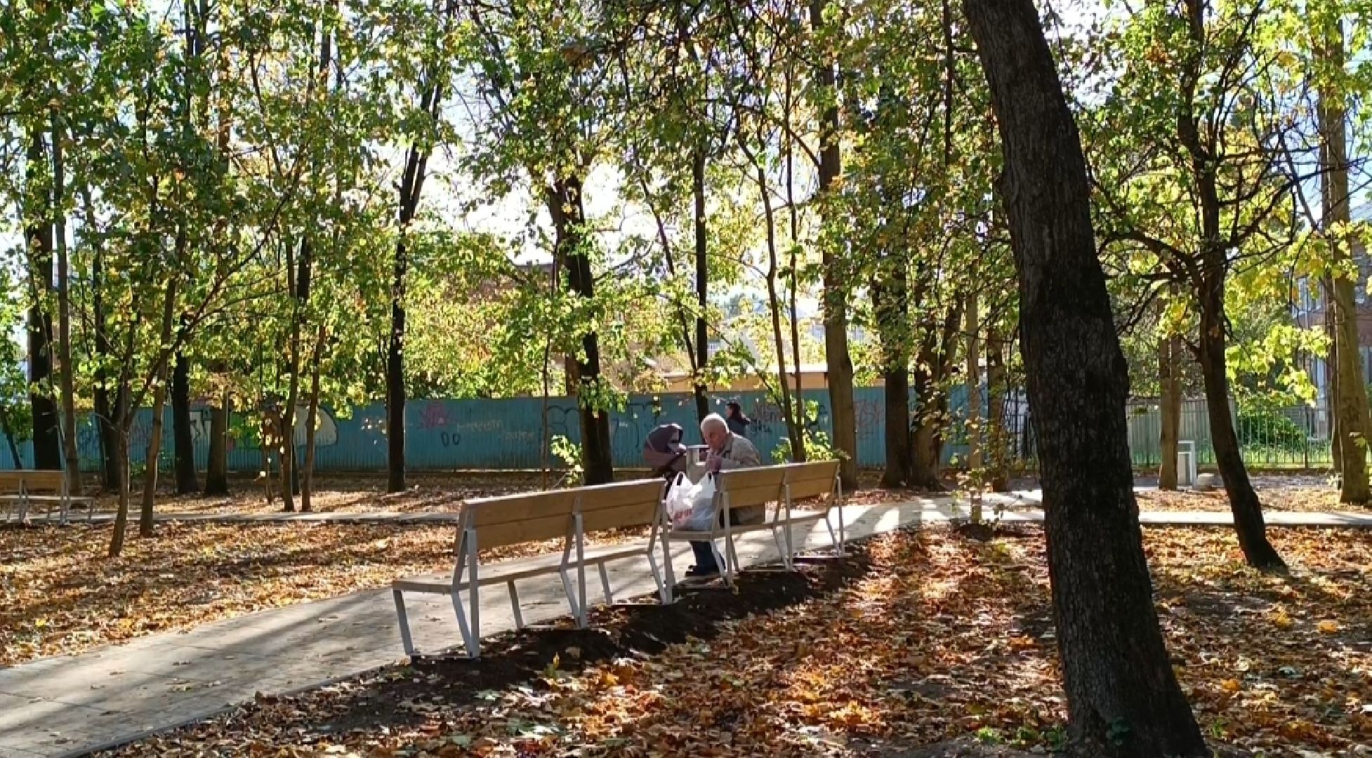 лобня, сквер, музыкальные инструменты,