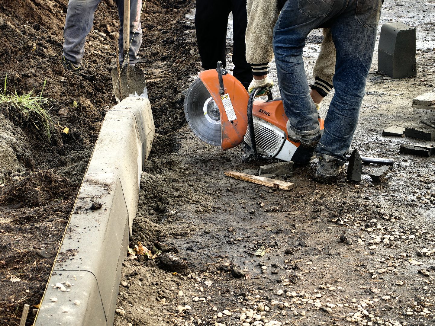 дом культуры, благоустройство, газон, тротуары,