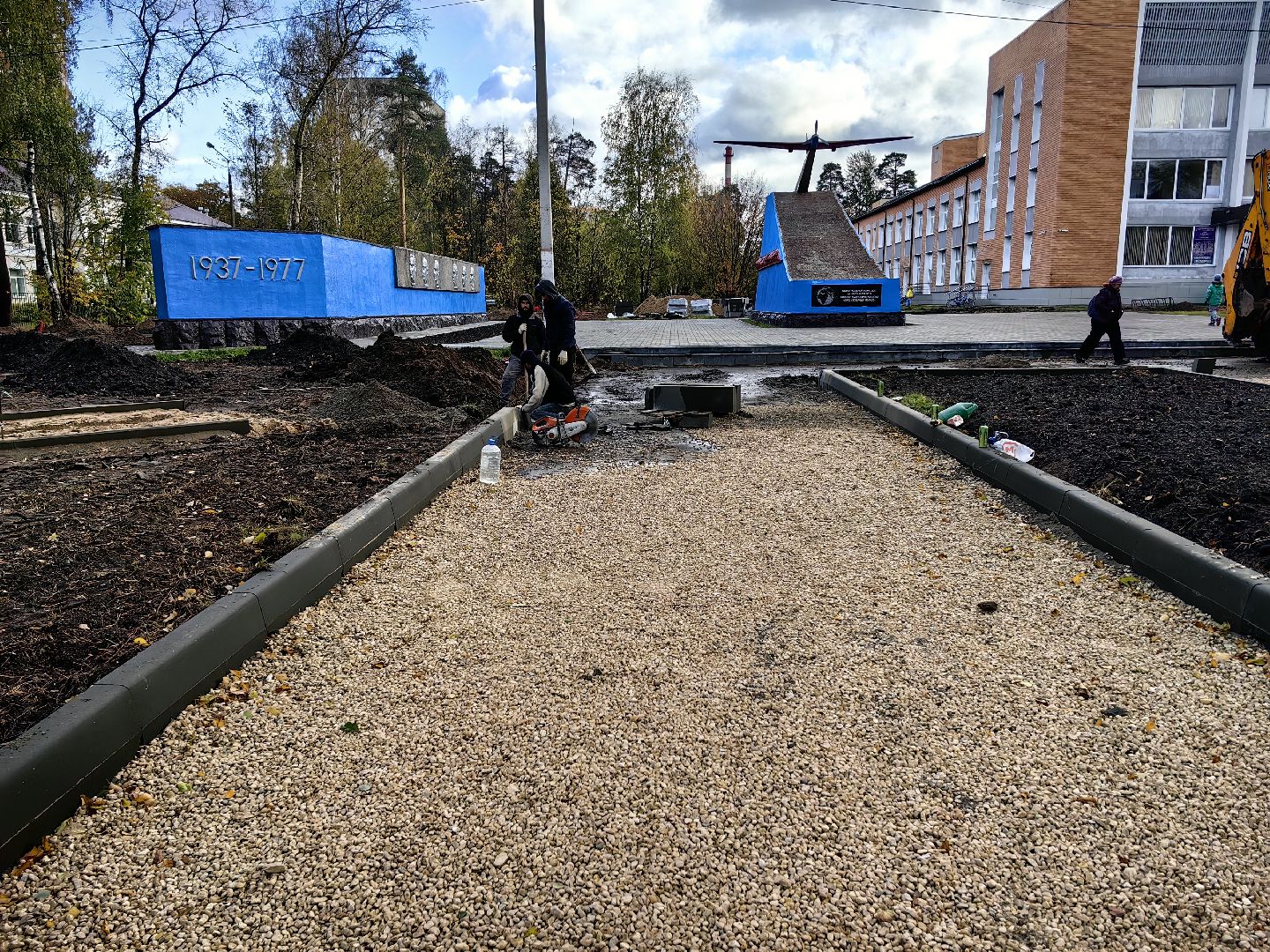 дом культуры, благоустройство, газон, тротуары,