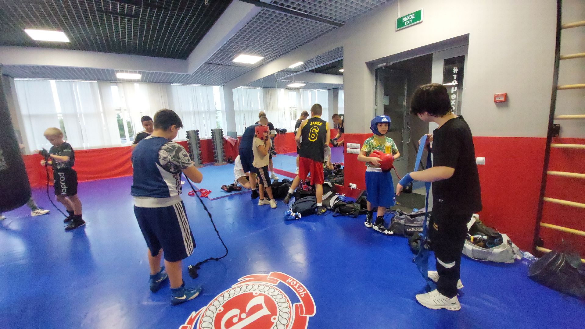 Спорт, спорт подмосковья, Бокс, Тренер, Зал бокса, город чехов,