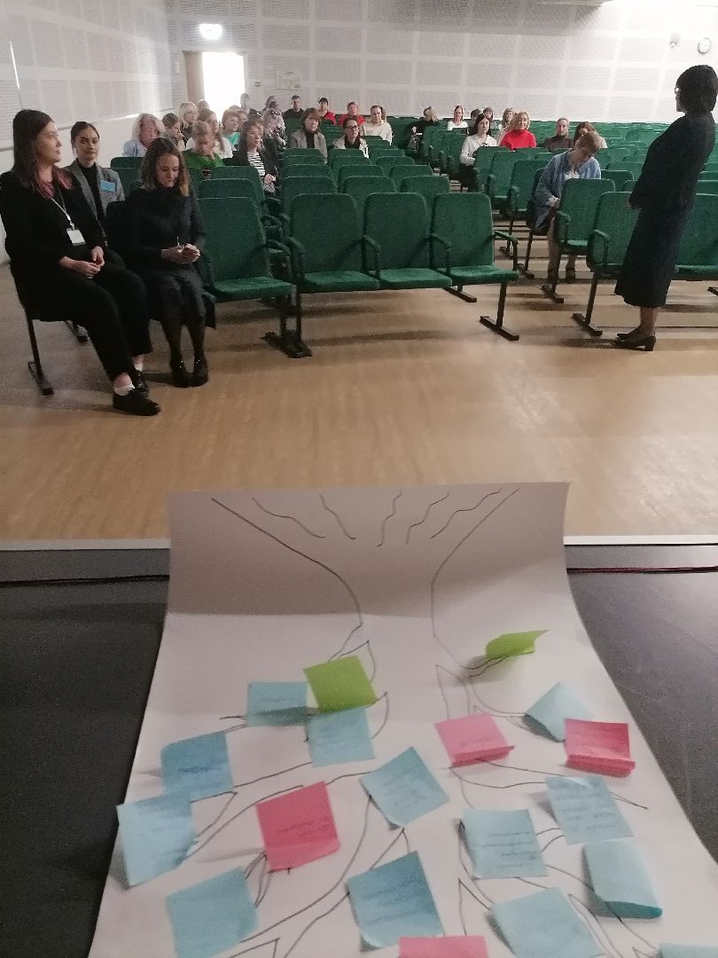 приемные дети,