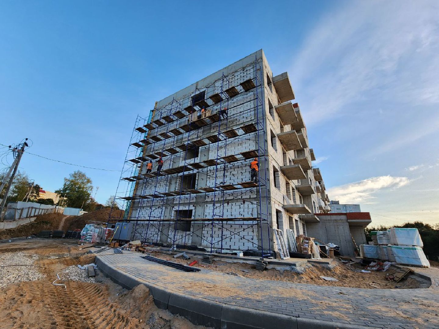 можайск, можайский городской округ, подмосковье, строительство, аварийное жилье, дом, многоквартирный дом, жители, новые квартиры, ключи, глава округа,