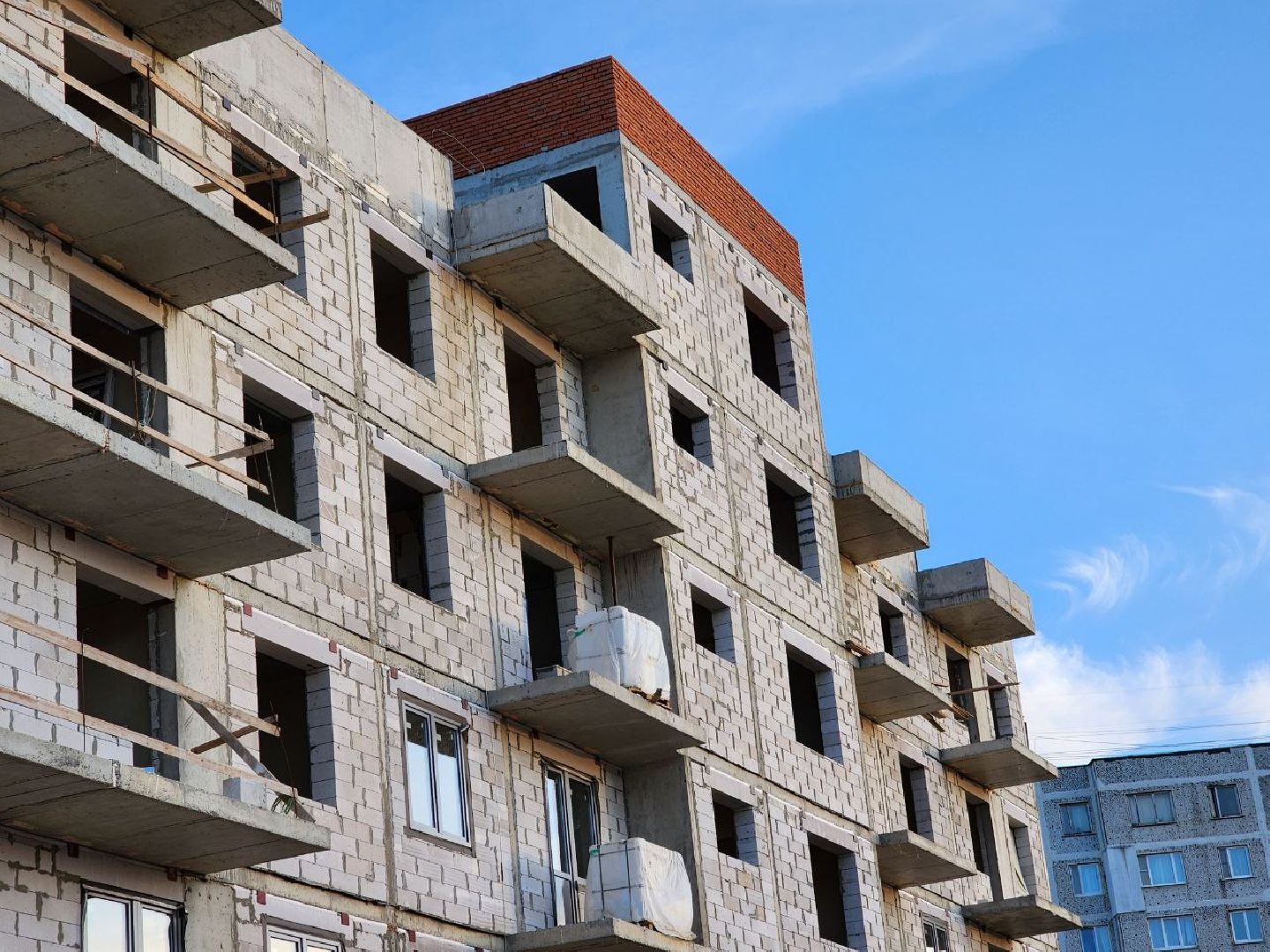 можайск, можайский городской округ, подмосковье, строительство, аварийное жилье, дом, многоквартирный дом, жители, новые квартиры, ключи, глава округа,