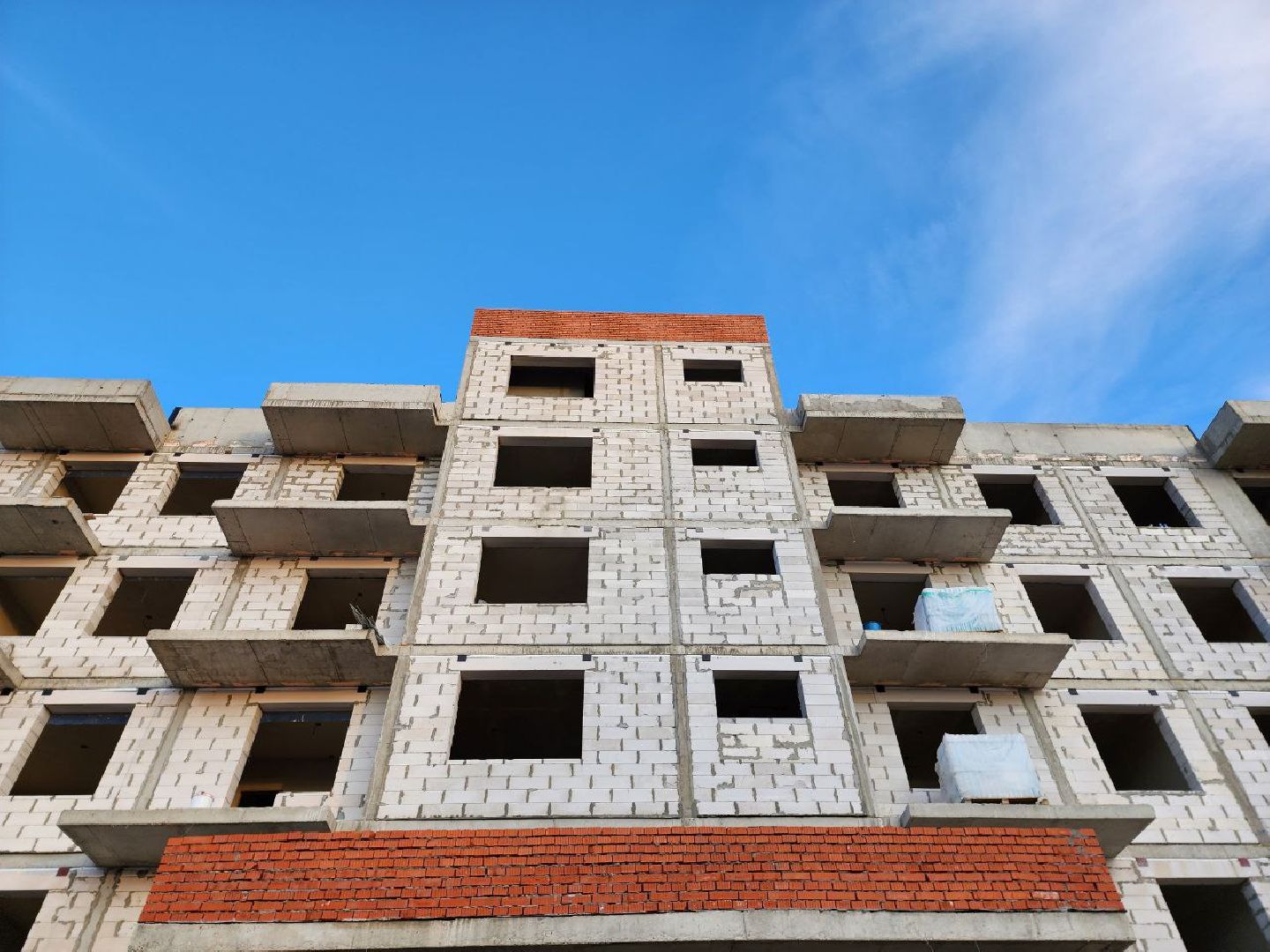 можайск, можайский городской округ, подмосковье, строительство, аварийное жилье, дом, многоквартирный дом, жители, новые квартиры, ключи, глава округа,