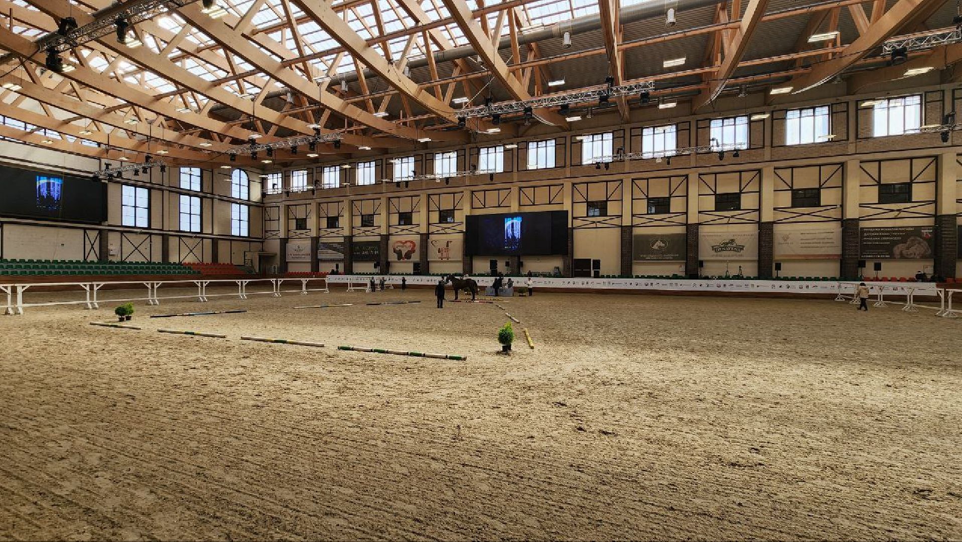 Дмитров, Максима Парк, Выставка Конная Россия,