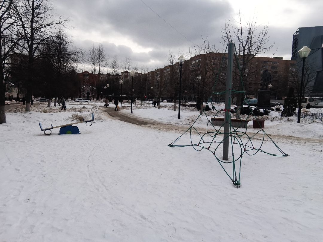 Балашиха, микрорайон Железнодорожный, Бульвар цветов, сквер Подмосковья, парк Подмосковья, Министерство по благоустройству, Михаил Хайкин, благоустройство, детские площадки,тренажёры на свежем воздухе, спортивная площадка, аллели, прогулочная зона, сухой фонтан, декоративные инсталляции