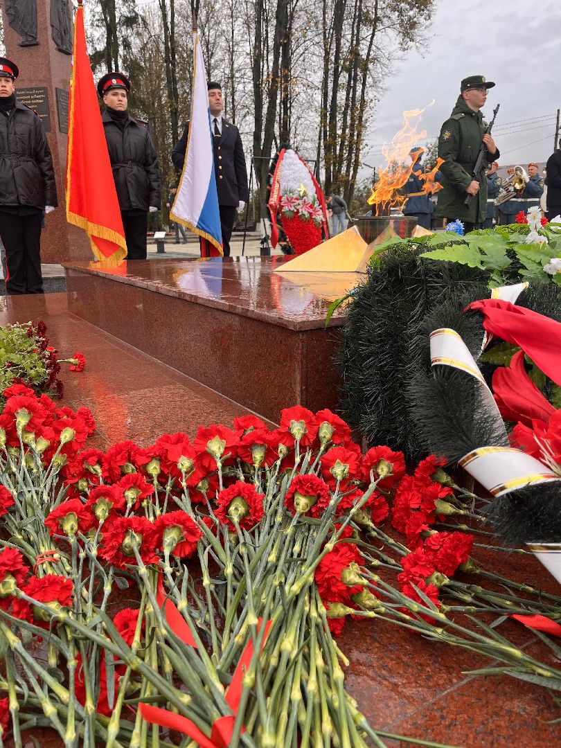 тучково, стела, населенный пункт воинской доблести, московская область, подмосковье, великая отечественная война,