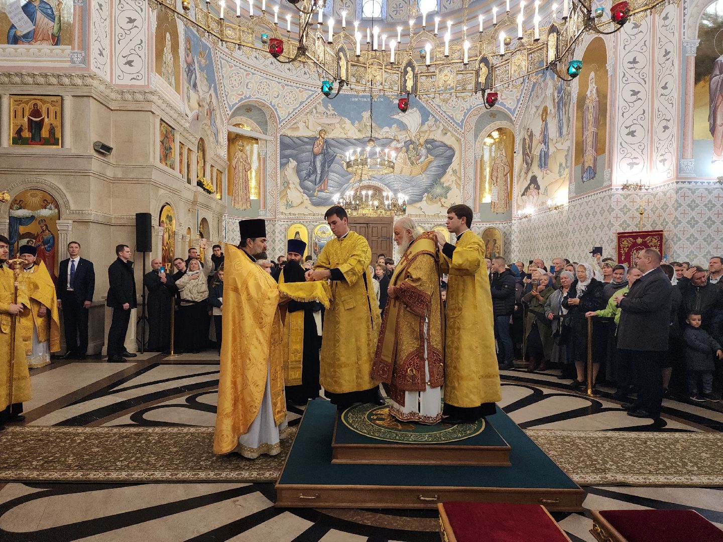 Коломна, Щурово, религия, Патриарх,