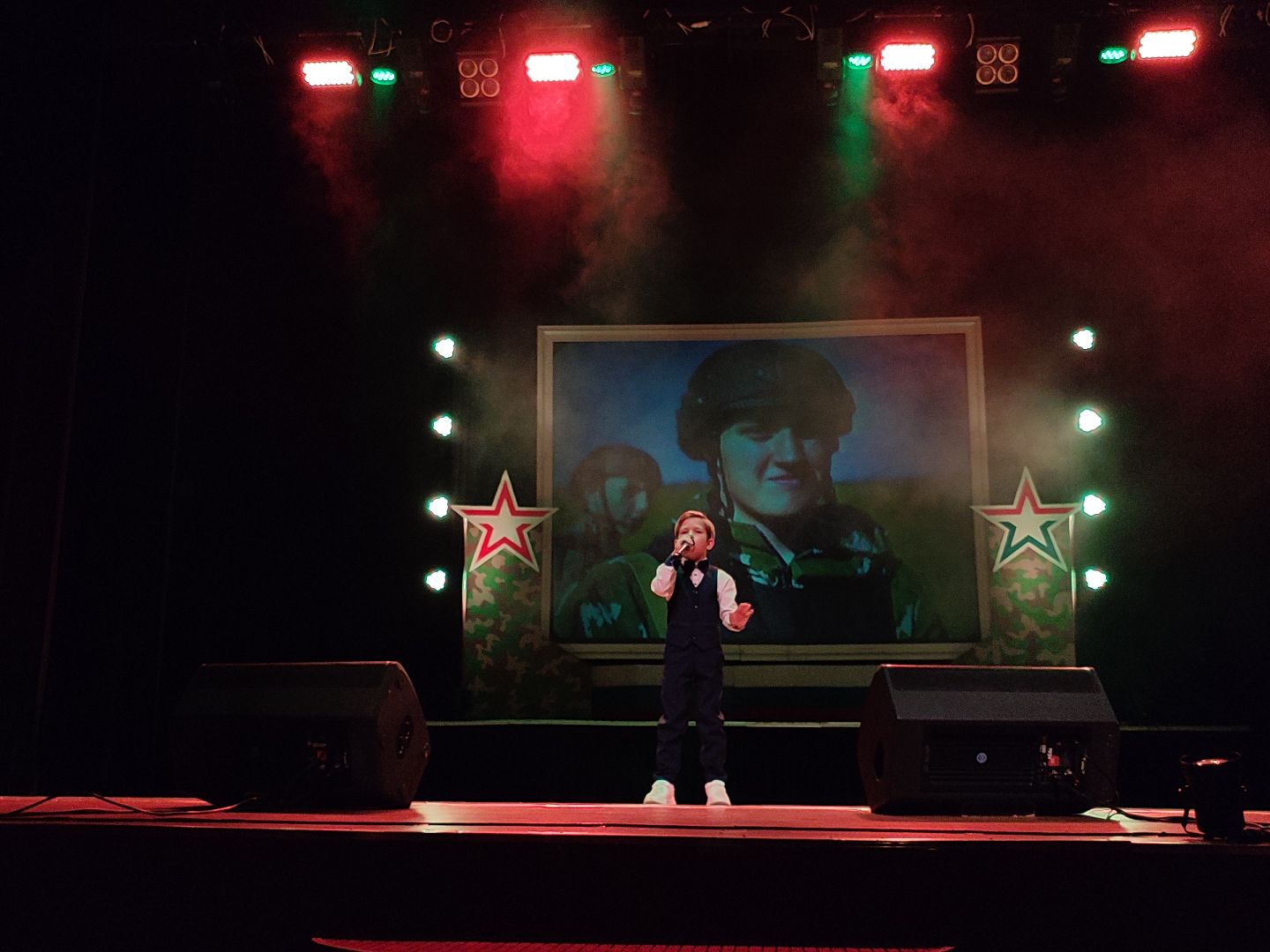 наро-фоминск, патриотическая акция, Комитет семей воинов Отечества, Вместе zа наших, помощь бойцам СВО, своих не бросаем, наро-фоминский городской округ, маскировочные сети,