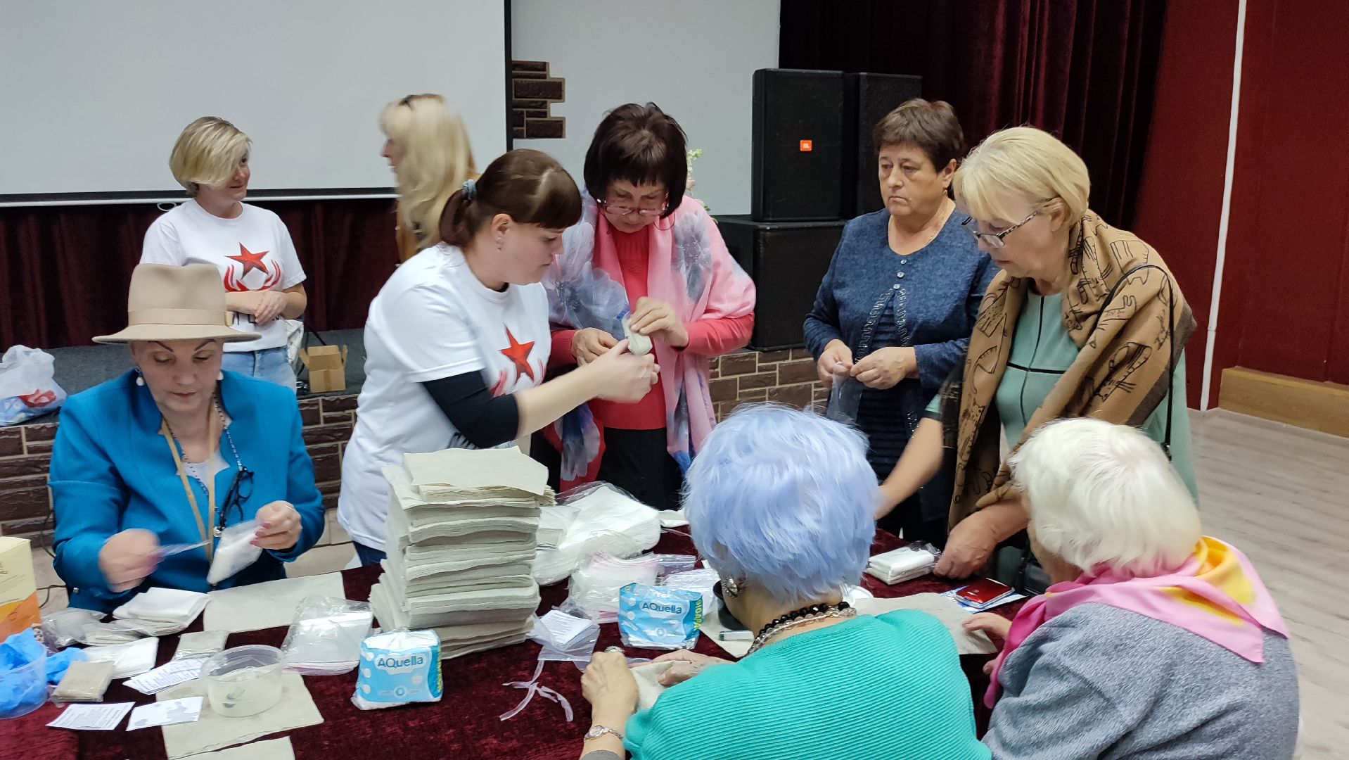 наро-фоминск, патриотическая акция, Комитет семей воинов Отечества, Вместе zа наших, помощь бойцам СВО, своих не бросаем, наро-фоминский городской округ, маскировочные сети,
