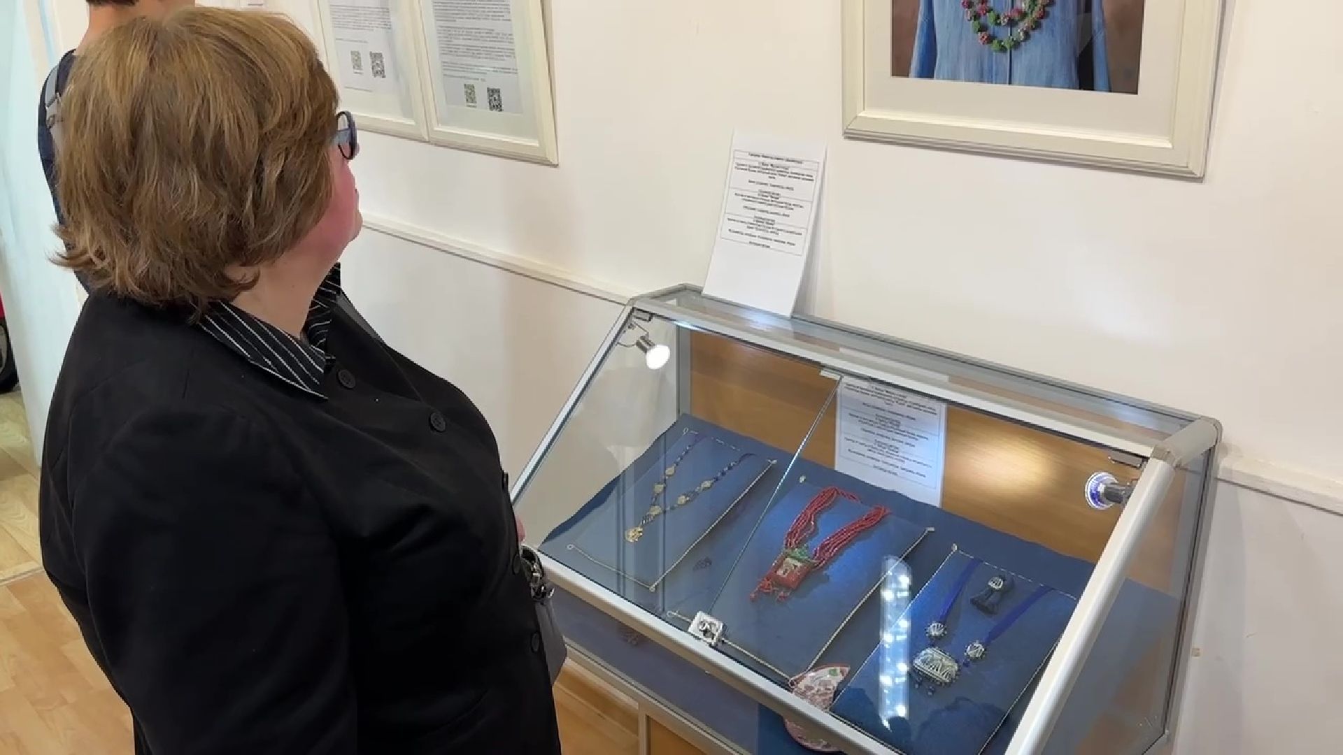 Реутов, музей, выставка, золотное шитье, бисер, пайетки,