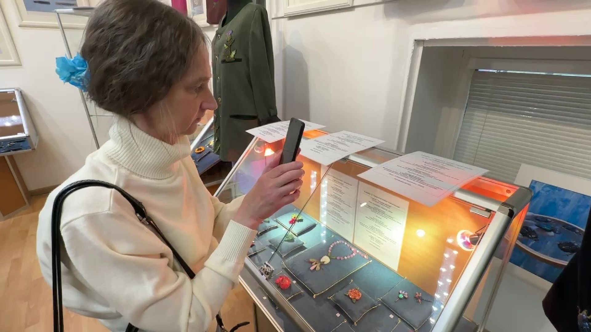 Реутов, музей, выставка, золотное шитье, бисер, пайетки,