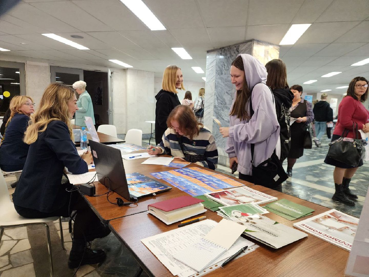 мытищи, Ярмарка трудоустройства, МДК Яуза, Министерство соцразвития Московской области, Лариса Туманова,