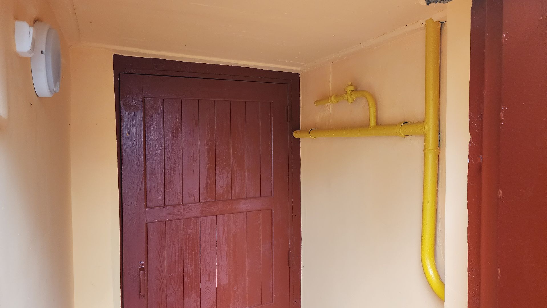 кашира, жкх, ремонт подъездов, окна ПВХ, почтовые ящики, персиковый,