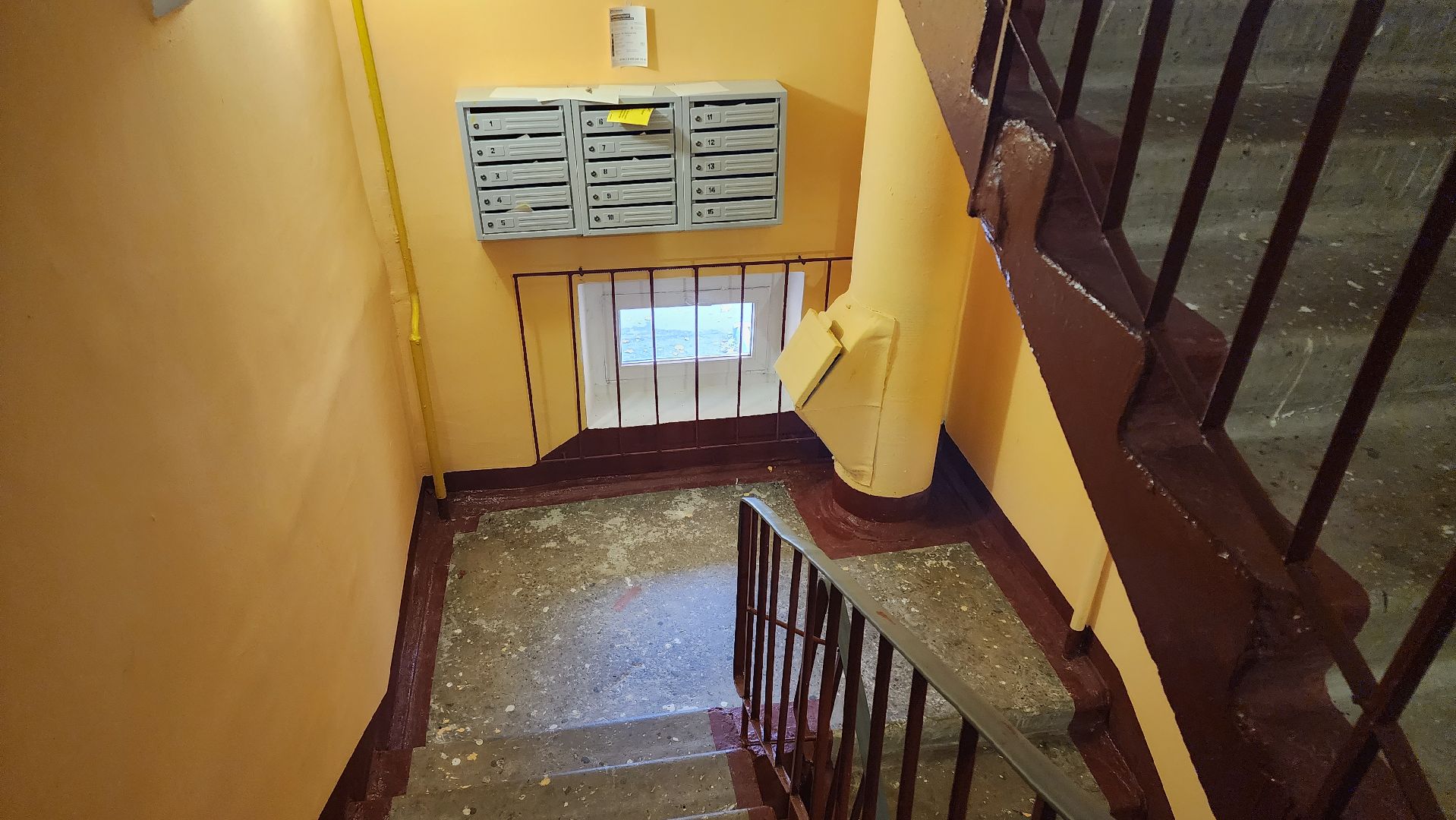 кашира, жкх, ремонт подъездов, окна ПВХ, почтовые ящики, персиковый,