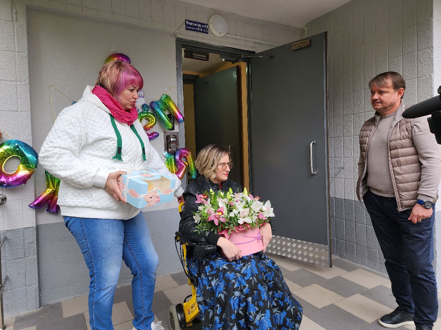 видное, депутаты, подарок, подъезд, доступная среда,