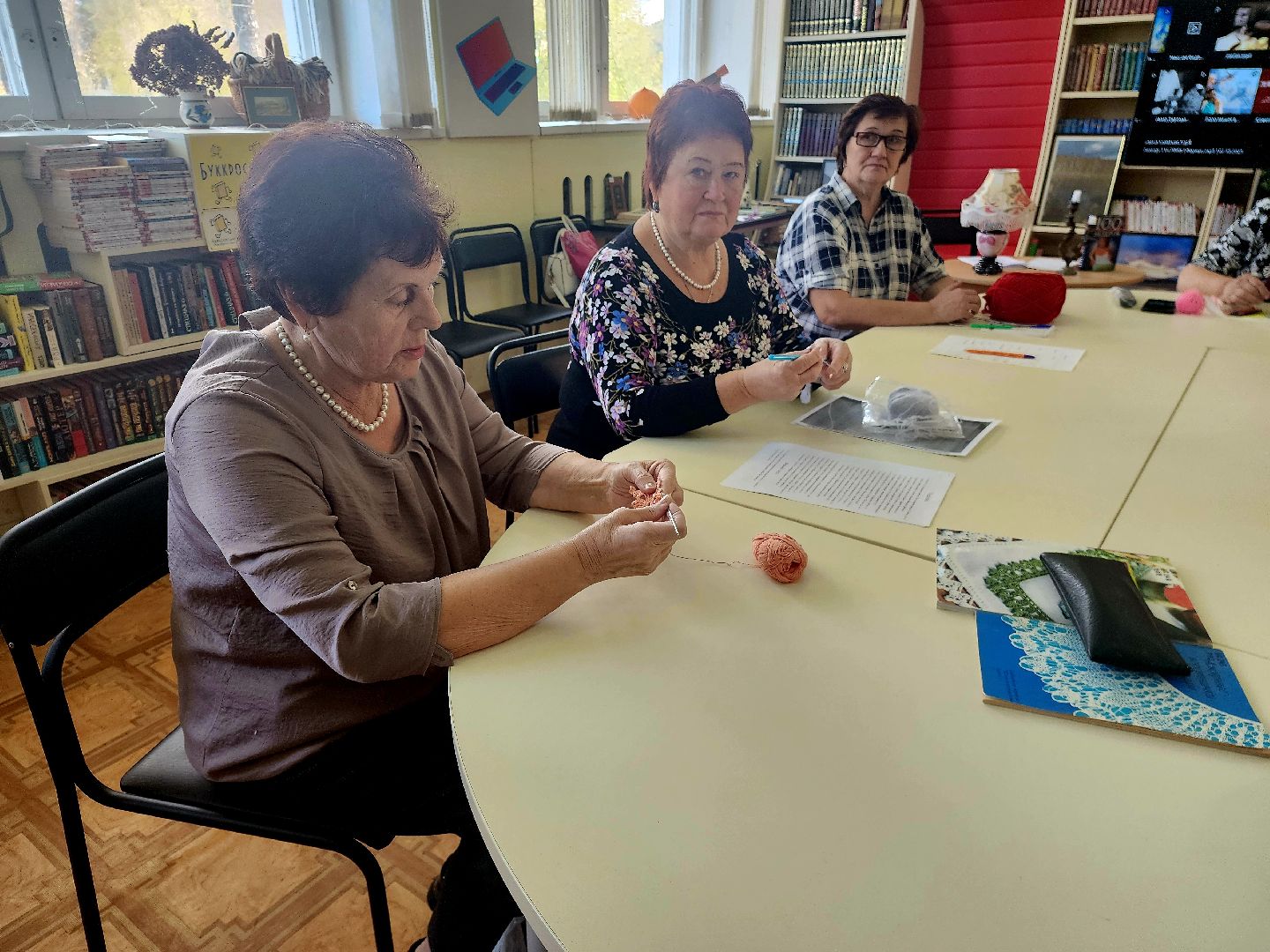 шатура, активное долголетие, вязание, библиотека,городской округ люди,