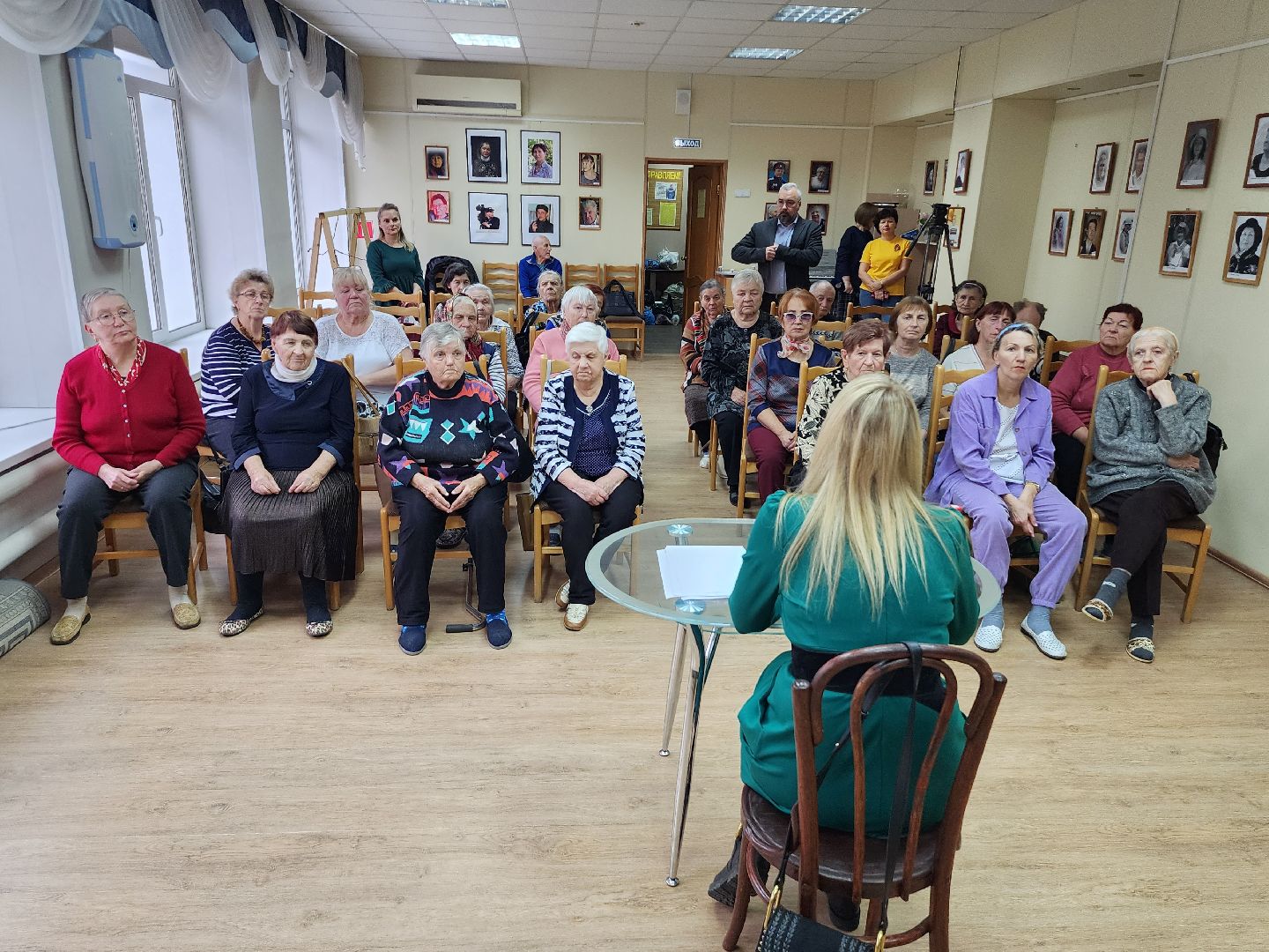 серпухов, нотариус, пенсионеры, социальная служба, социальный центр, активное долголетие,