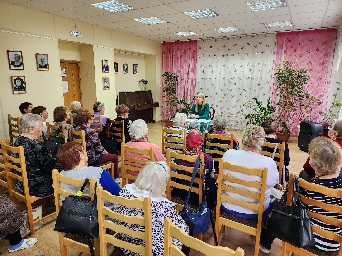 серпухов, нотариус, пенсионеры, социальная служба, социальный центр, активное долголетие,