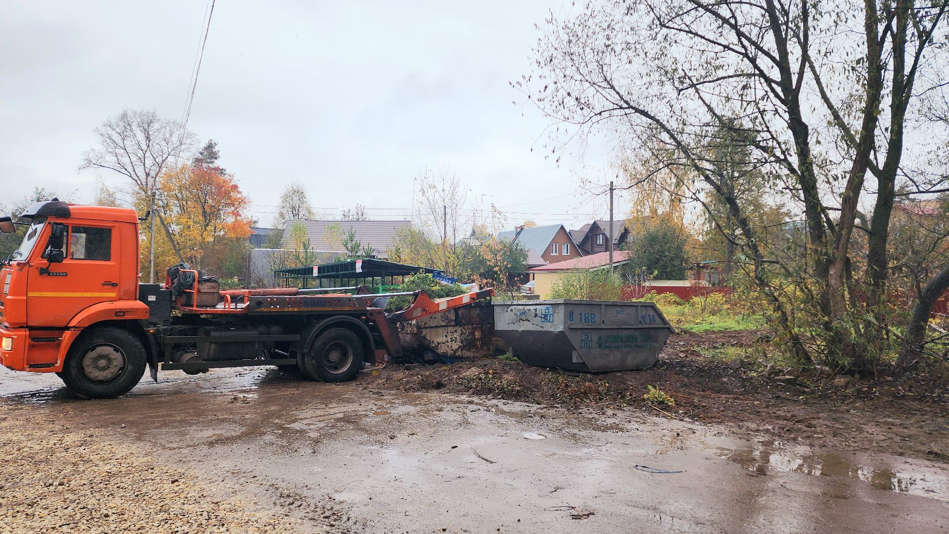домодедово, подмосковье, контейнерная площадка, вывоз мусора, инспектор ЖКХ, вывоз отходов, коммунальные отходы, каширский оператор,