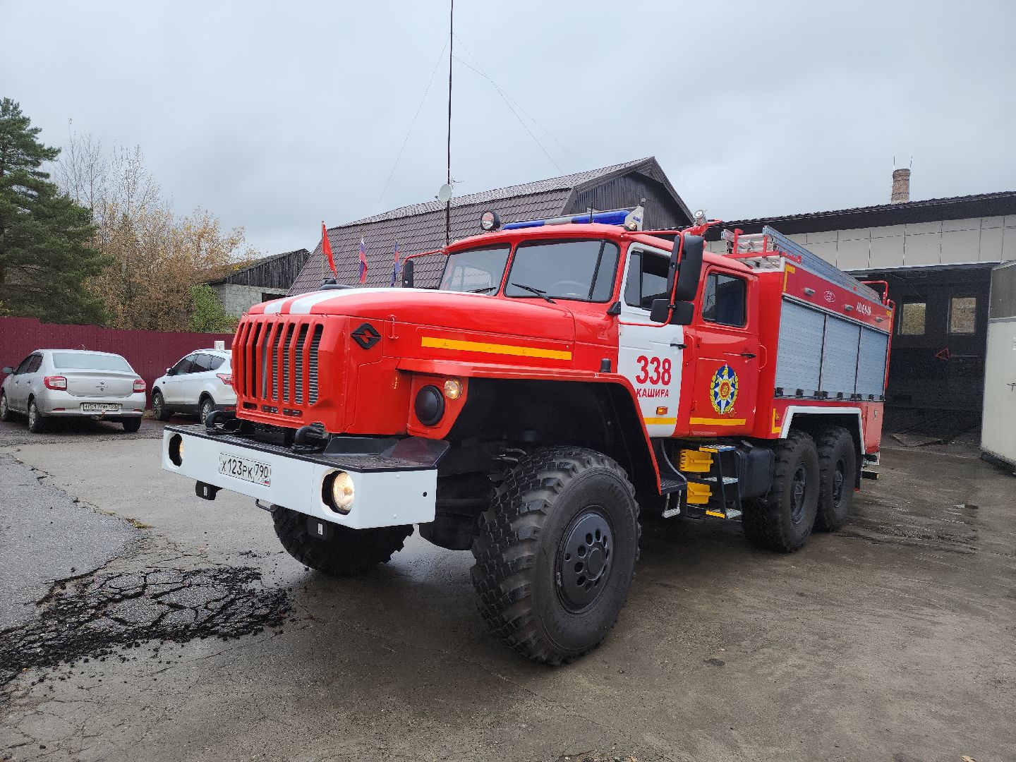 кашира, пожарно-спасательная часть, пожарная машина, автоцистерна, тушение пожаров, грубые водители,
