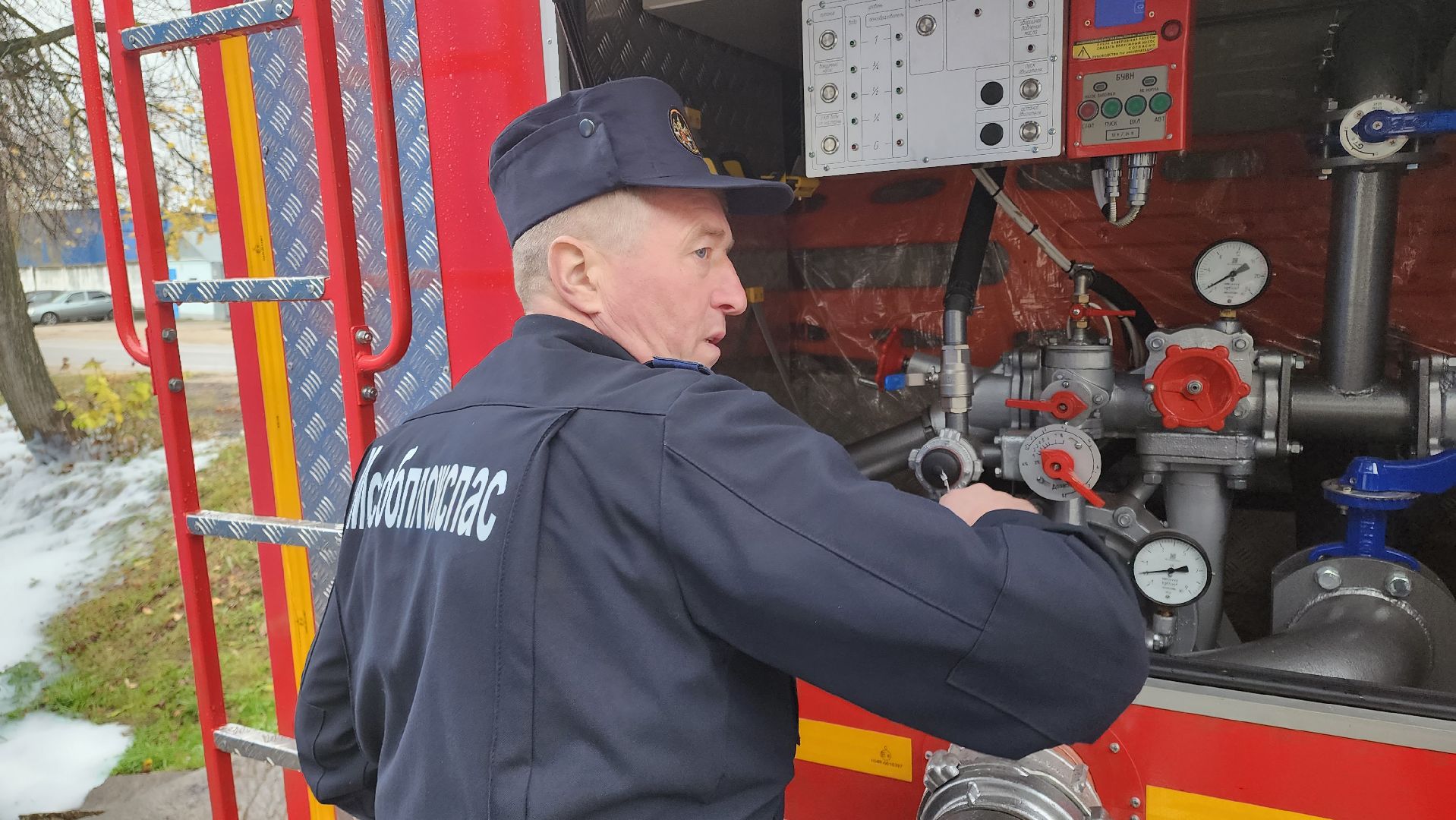 кашира, пожарно-спасательная часть, пожарная машина, автоцистерна, тушение пожаров, грубые водители,