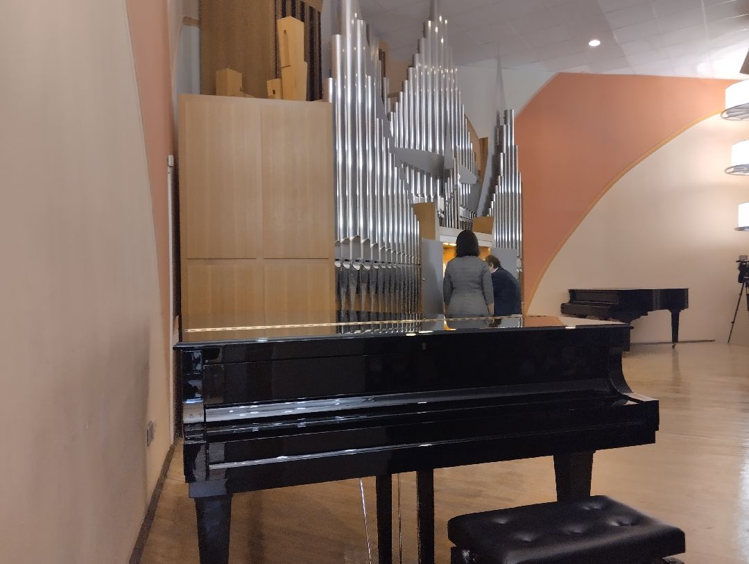 Концерт, орган