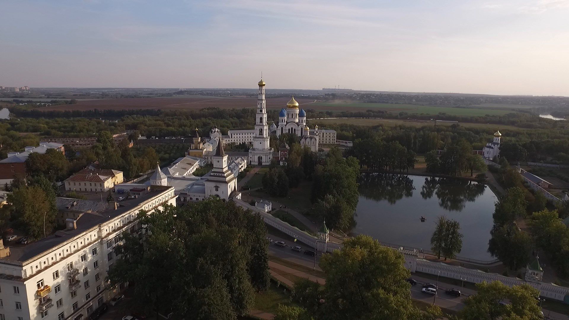 монастырь, дзержинский,видео с коптера,