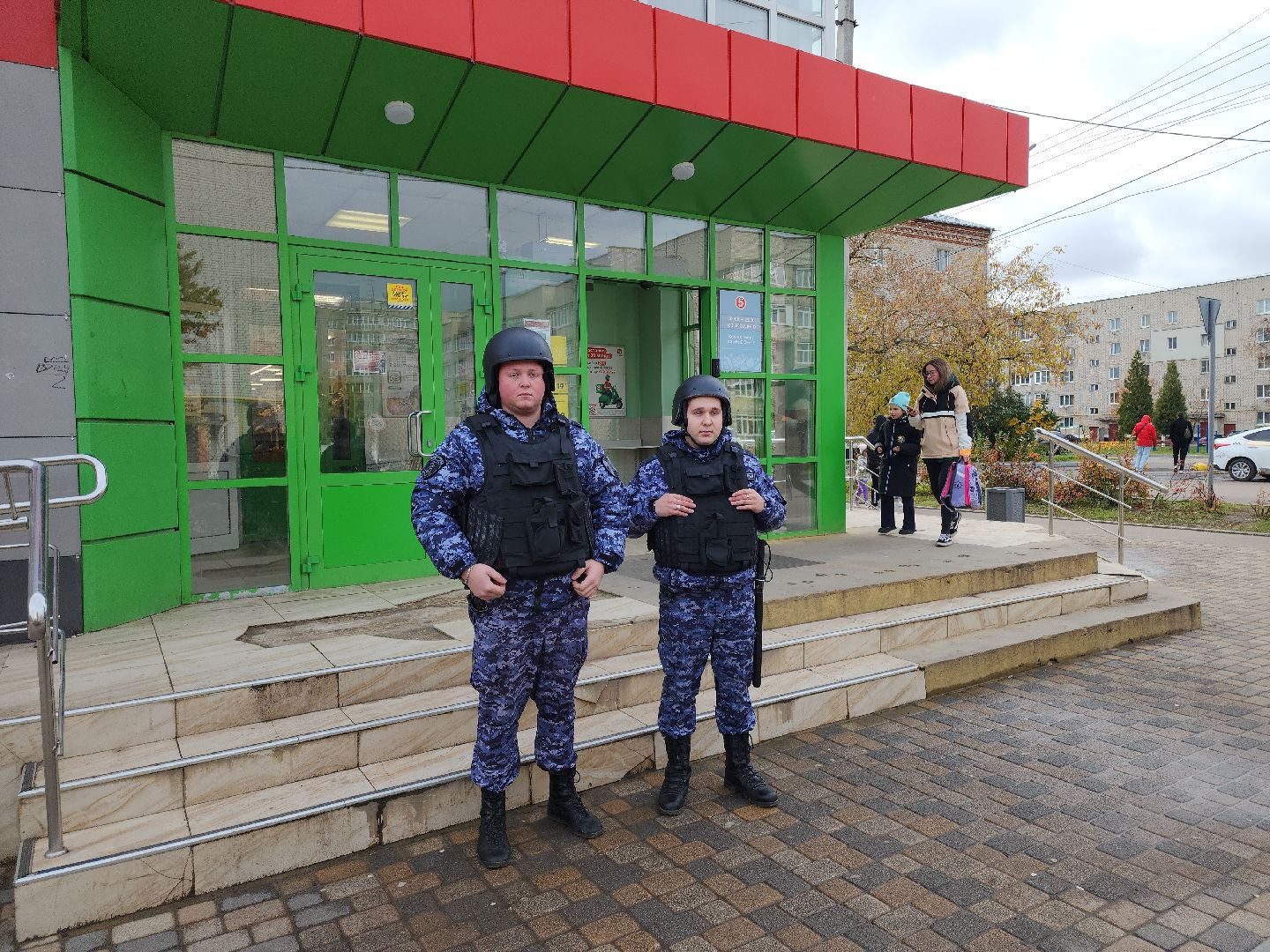 кашира, ожерелье, росгвардия, вневедомственная охрана, кража, задержание, вор, торговый объект,