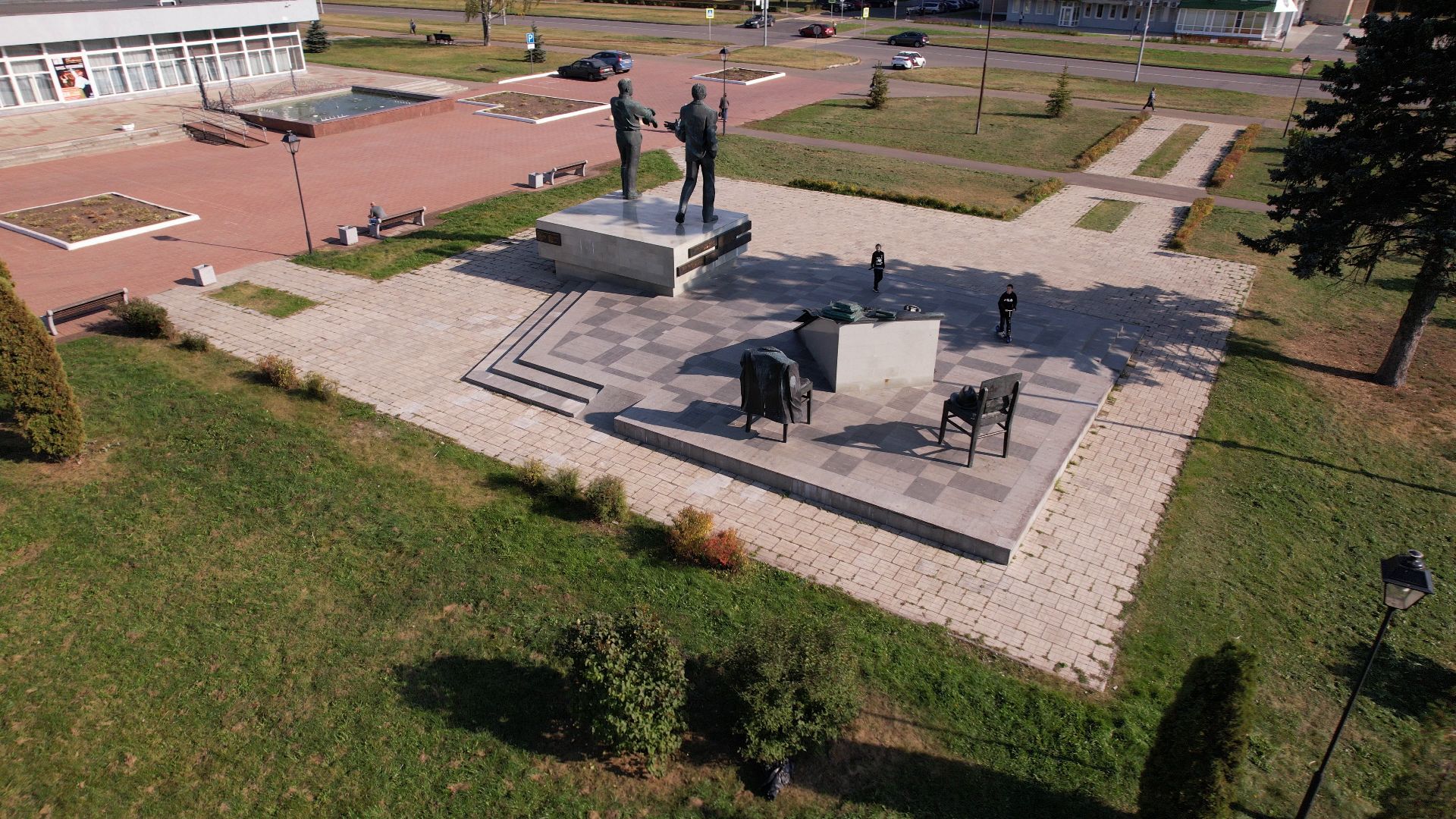 памятник, черноголовка, ученый,видео с коптера,