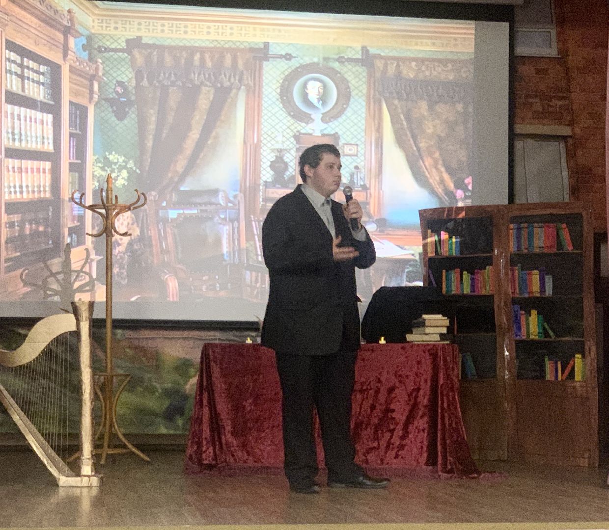 Балашиха, Подмосковье, Культура, Федор Тютчев, 220 лет Федору Тютчеву, Семен Раич, Балашихинский техникум, Театрально-музыкальная студия Арт-Олимп, Спектакли, Премьеры,