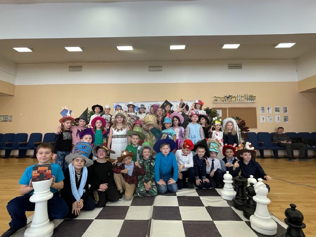 Реутов, образование, школа, конкурс, показ шляп, головной убор, стиль, мода