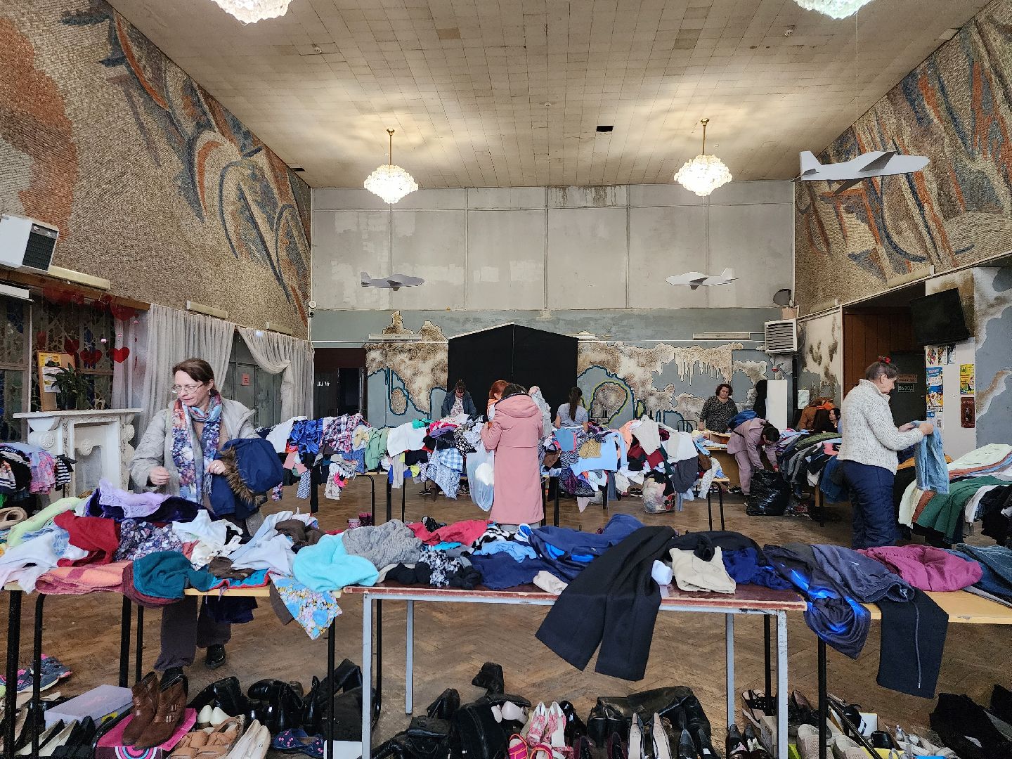 Благотворительность, акция по обмену вещами, Старая Купавна, Богородский городской округ,