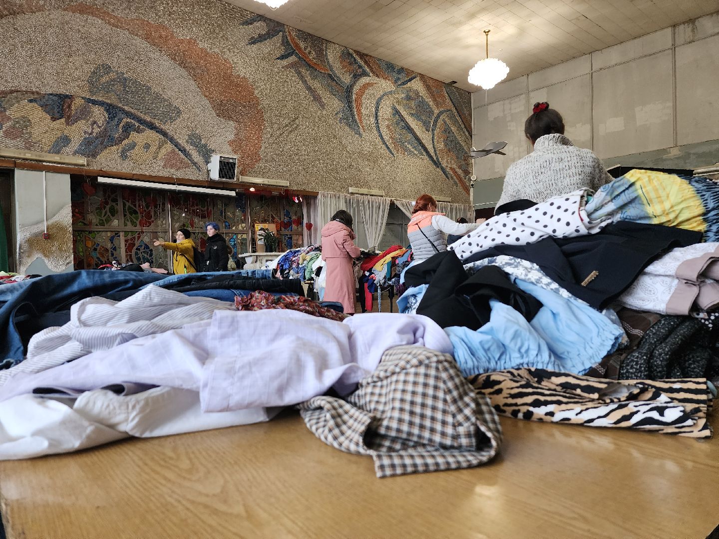 Благотворительность, акция по обмену вещами, Старая Купавна, Богородский городской округ,