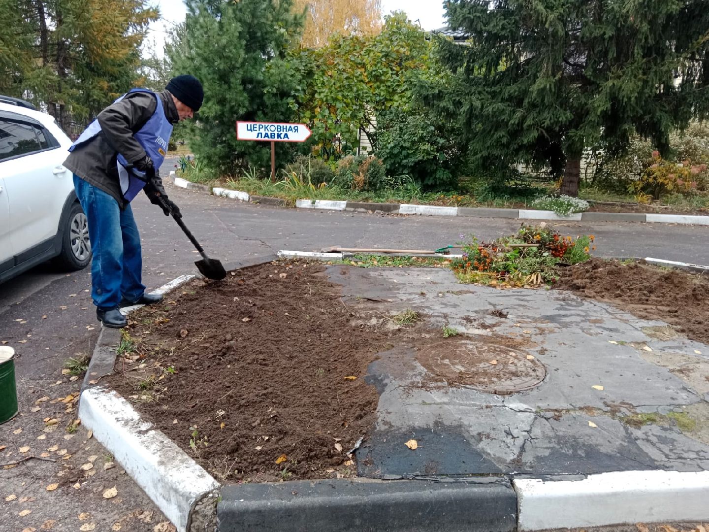 Пантелеимоновский приход, цветы, тюльпаны, луковицы, молодая гвардия, Пушкарева, ВООПИК, Город-сад,