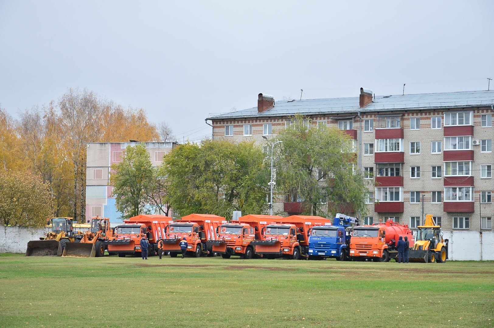 Большая Шатура, смотр техники, спецтехника, ЖКХ,