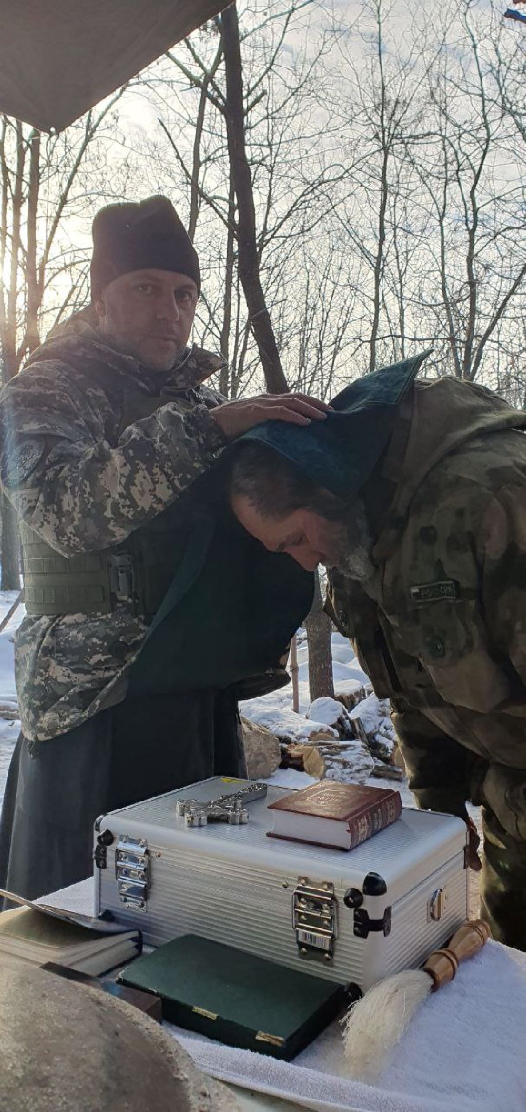 доброе дело, помощь людям,