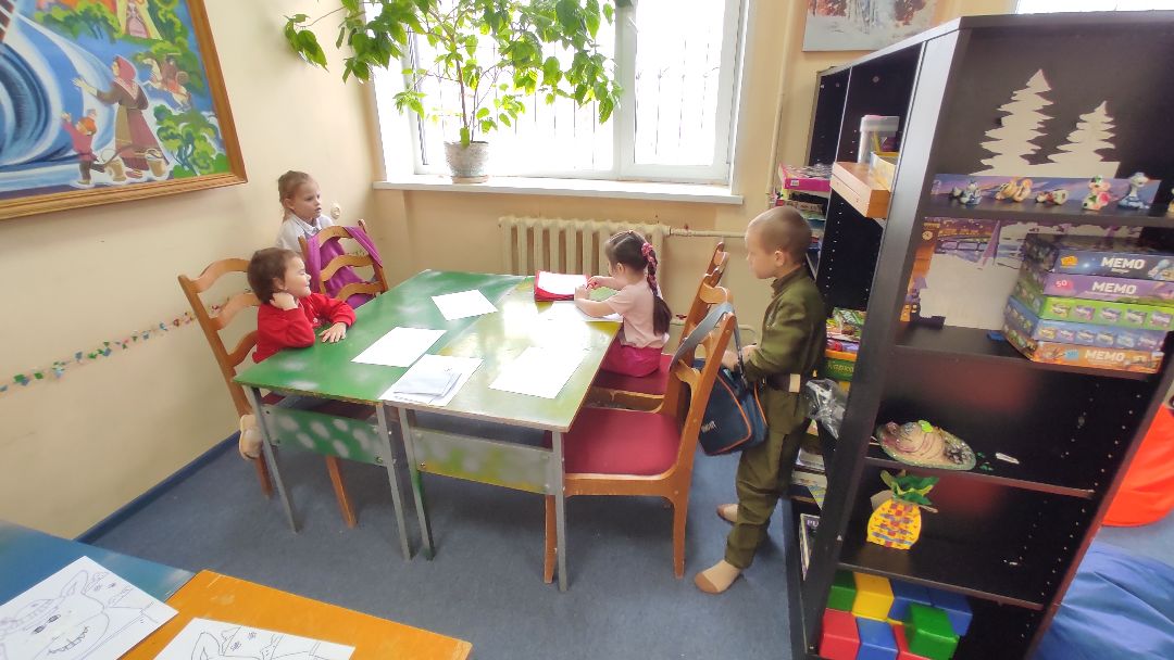 Лобня, образование, английский