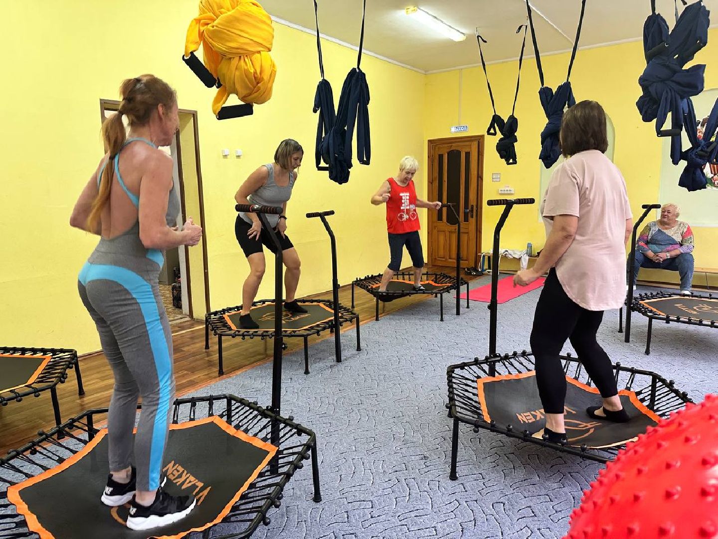 активное долголетие, Джампинг для пенсионеров, Фитнес для долголетов, наро-фоминск,