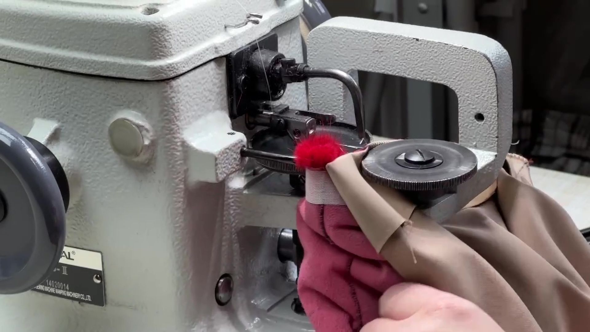 Реуто, бизнес, ЛалеМех, шубы, пальто, производство, импортозамещение,