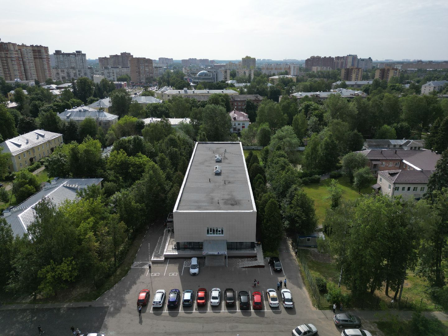 поликлиника, дети,видео с коптера,