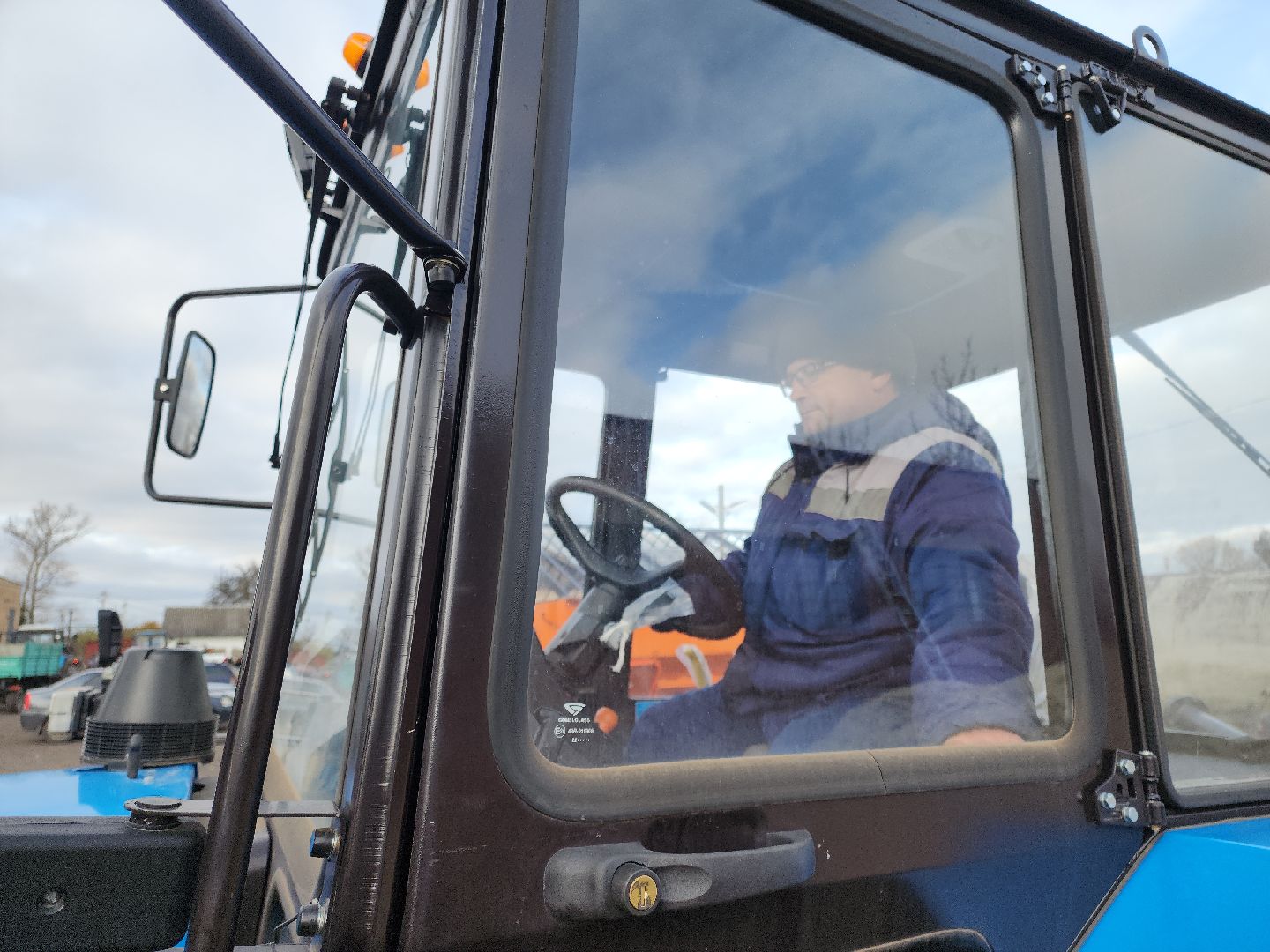 кашира, жкх, мбу благоустройство, уборочная техника, Белорус, мини-погрузчик,