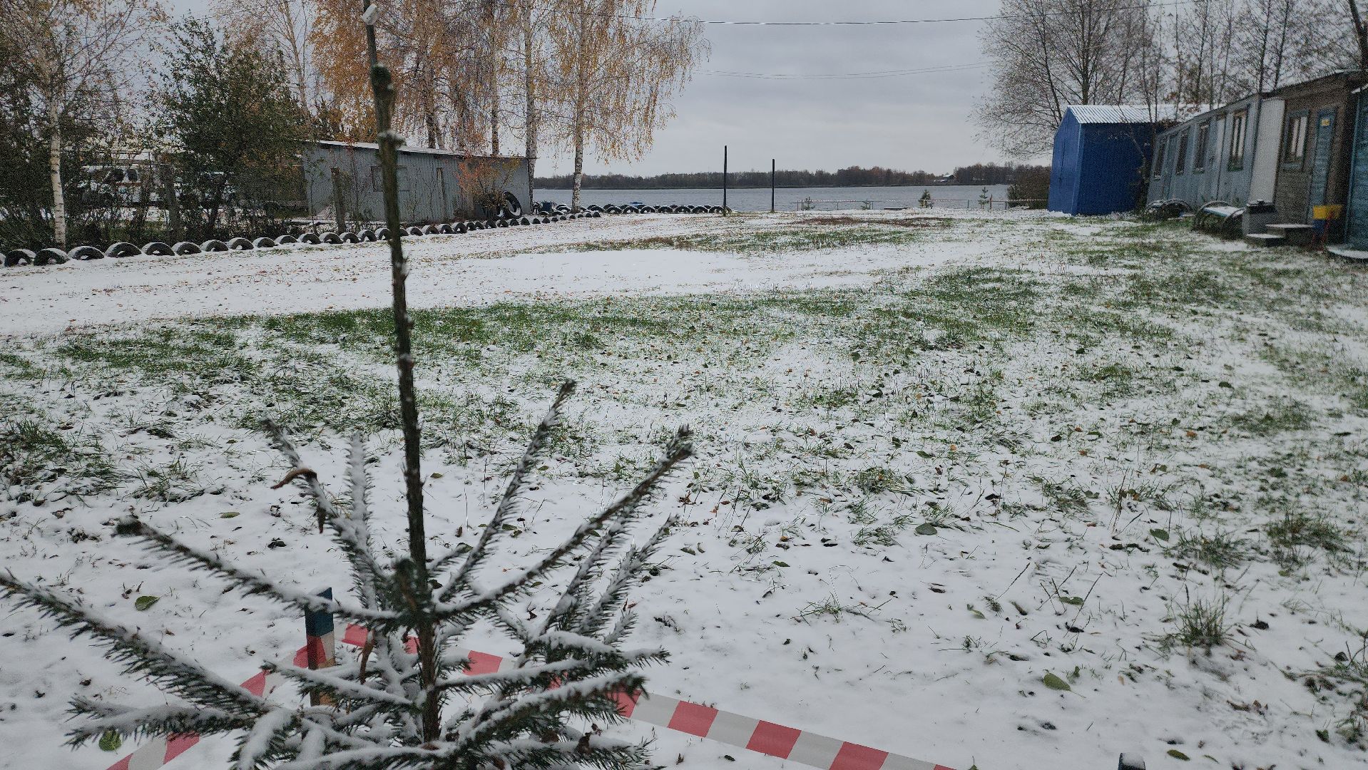 моржевание, закаливание, ЗОЖ, первый мороз, первый снег, выживший, ледяная вода, зимняя природа, зимнее озеро,