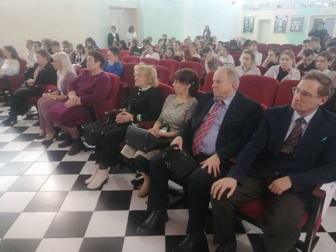 Серпухов Образование