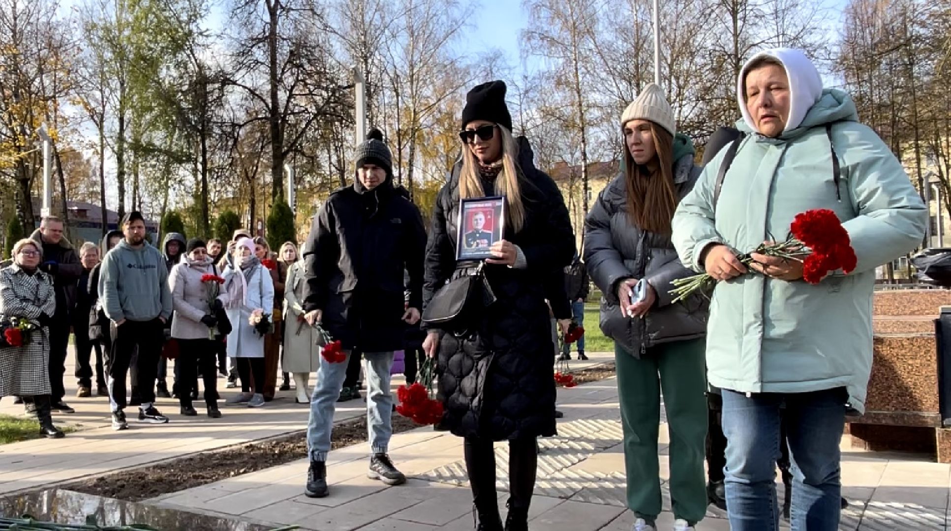 наро-фоминск, СВО, ГЕРОИ СПЕЦОПЕРАЦИИ, ПАМЯТНЫЙ ЗНАК, память, наро-фоминский городской округ, Роман Шамнэ,