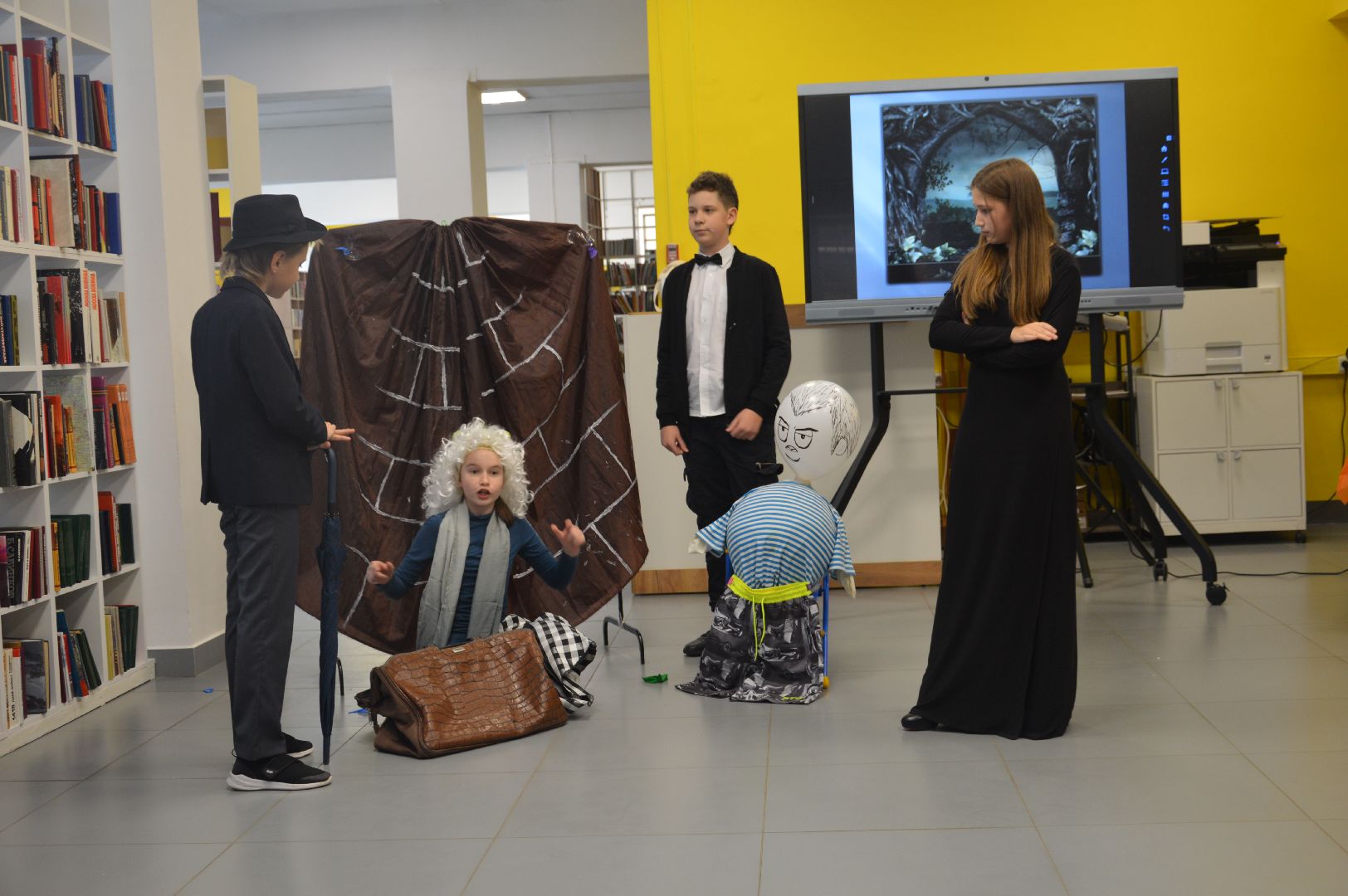 шатура, Прометей, Drama Club Prometheus, английский язык, театр, театр для детей, театр на иностранном языке, дети, творчество, городской округ культура, городской округ люди, спектакль, Семейка Адамсов,детский театр,