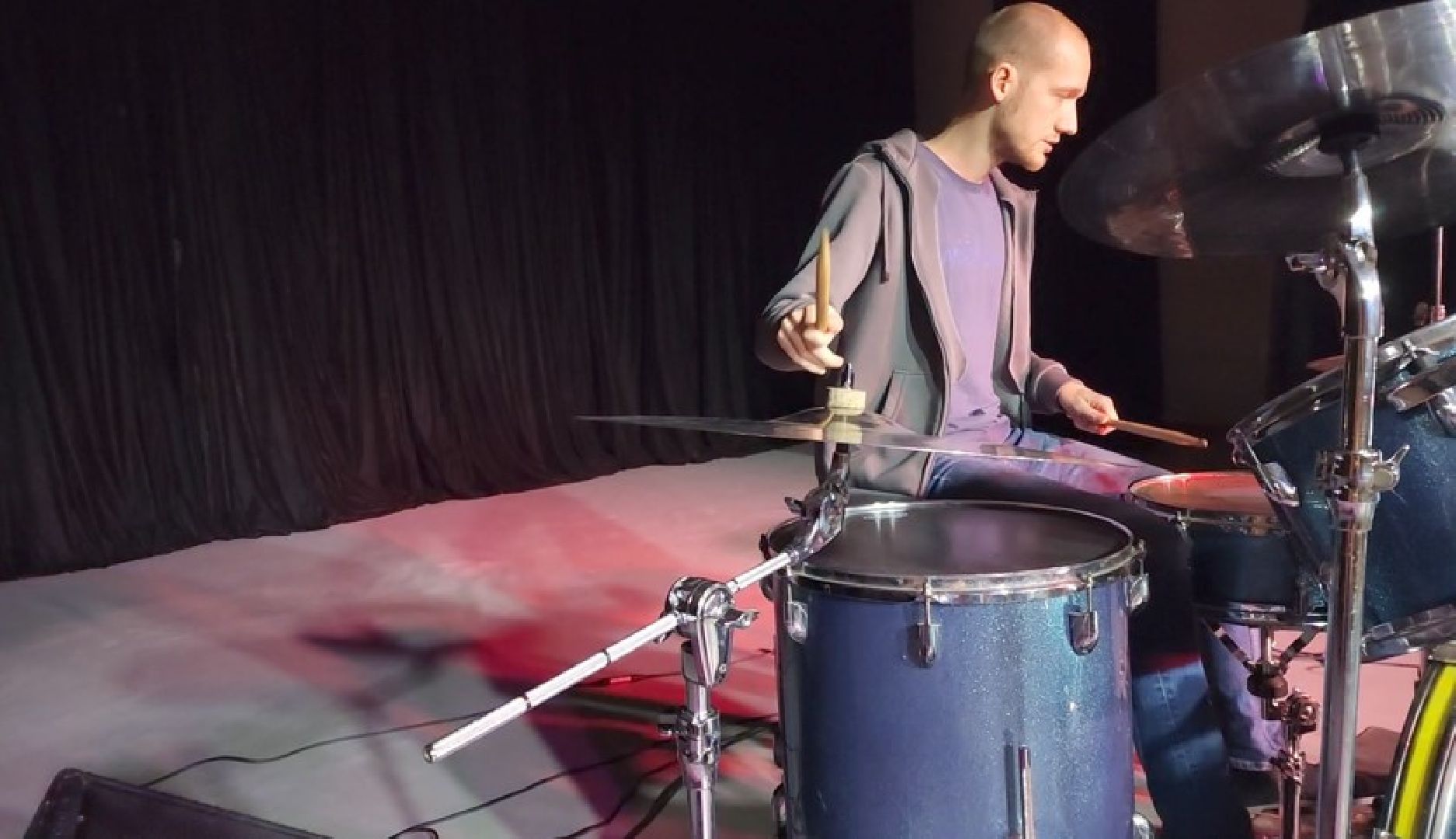 барабанщик, молодежный центр, концерт, музыкальная группа, электросталь, культура, молодежь электростали,