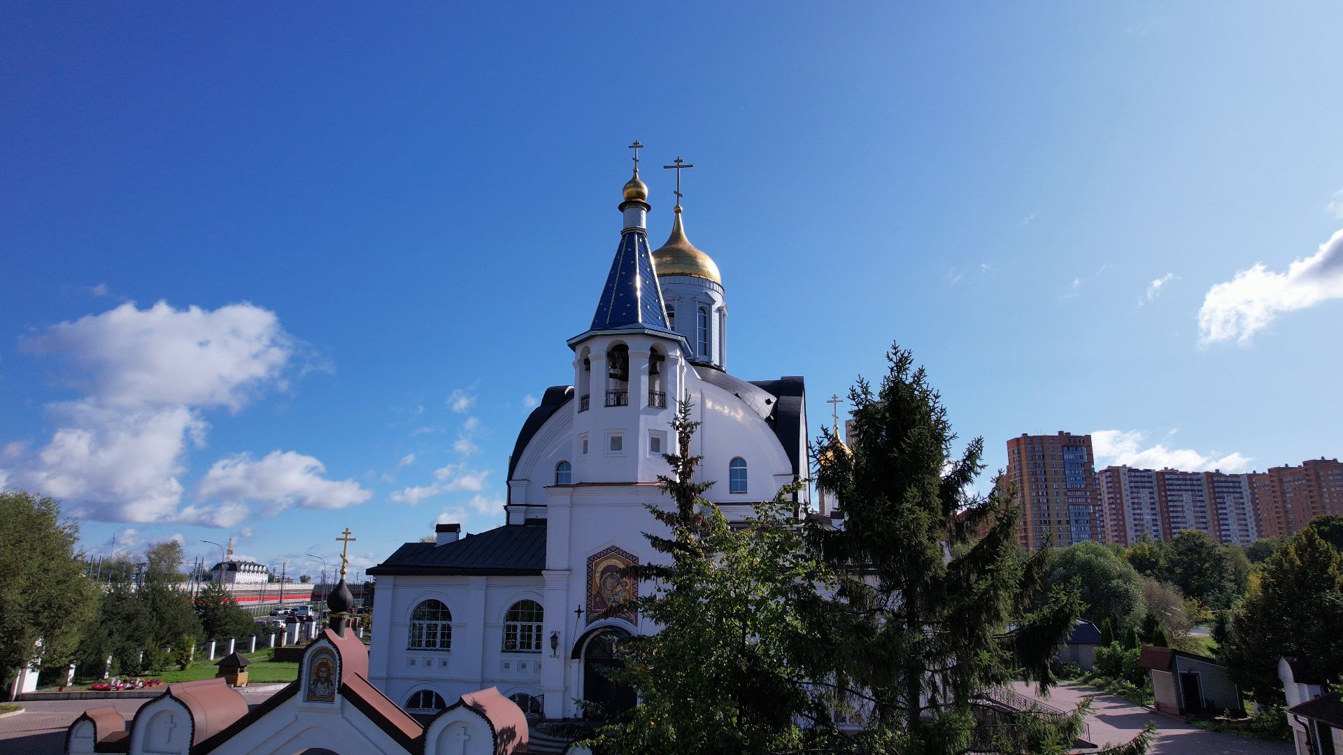 реутов, церковь, благоустройство,видео с коптера,