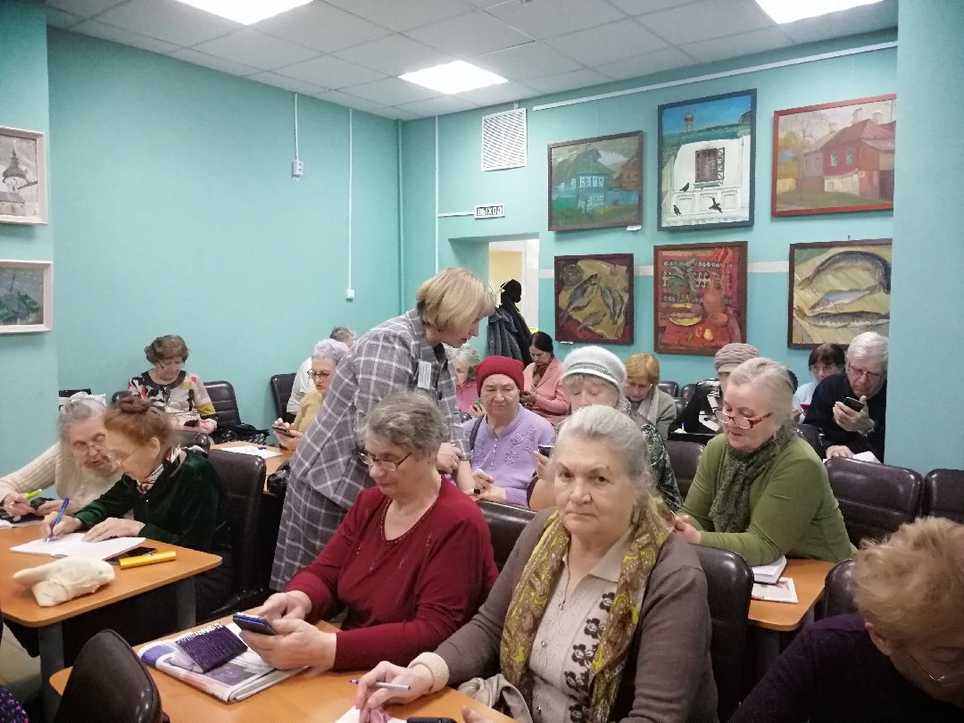 активноедолголетие, Протвино, библиотека, смартфон
