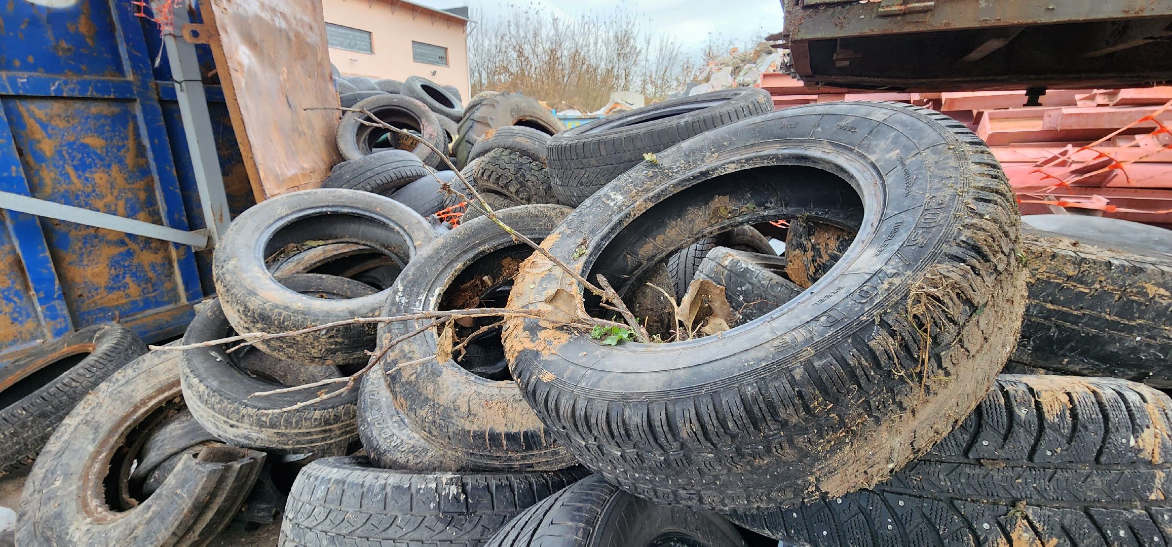 Коломна, шины, мегабак